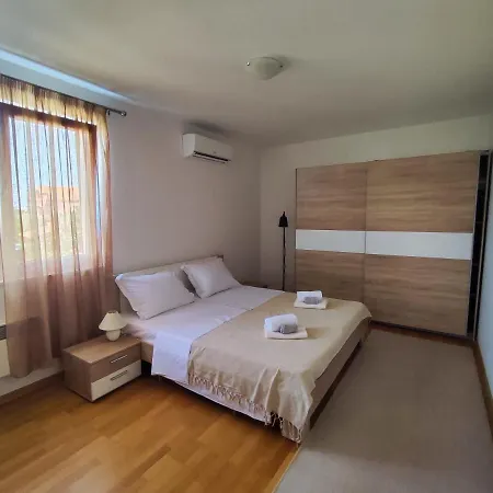 Apartment Atena *